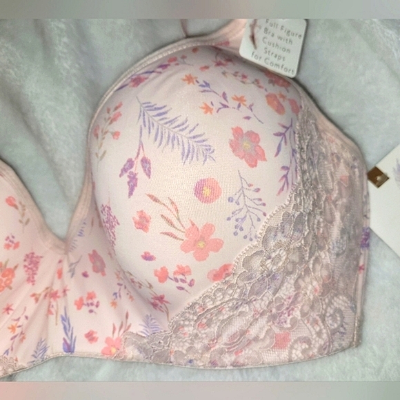 NWT Bra - Picture 9 of 9